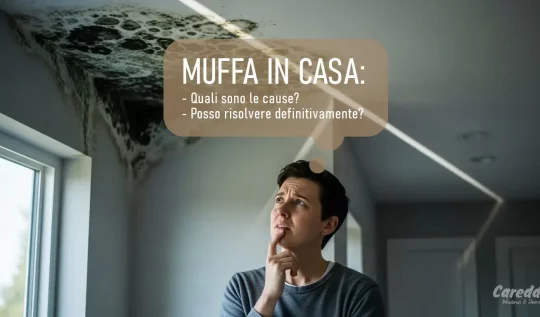 Macchia di muffa in una casa moderna