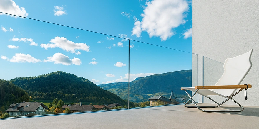 Parapetto in vetro Garda AP annegato su terrazza panoramica